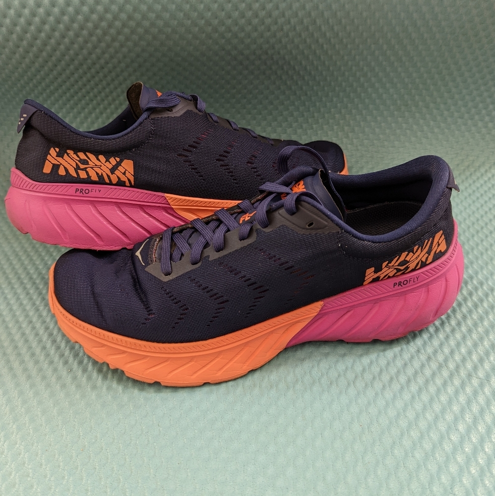 Hoka Mach 2